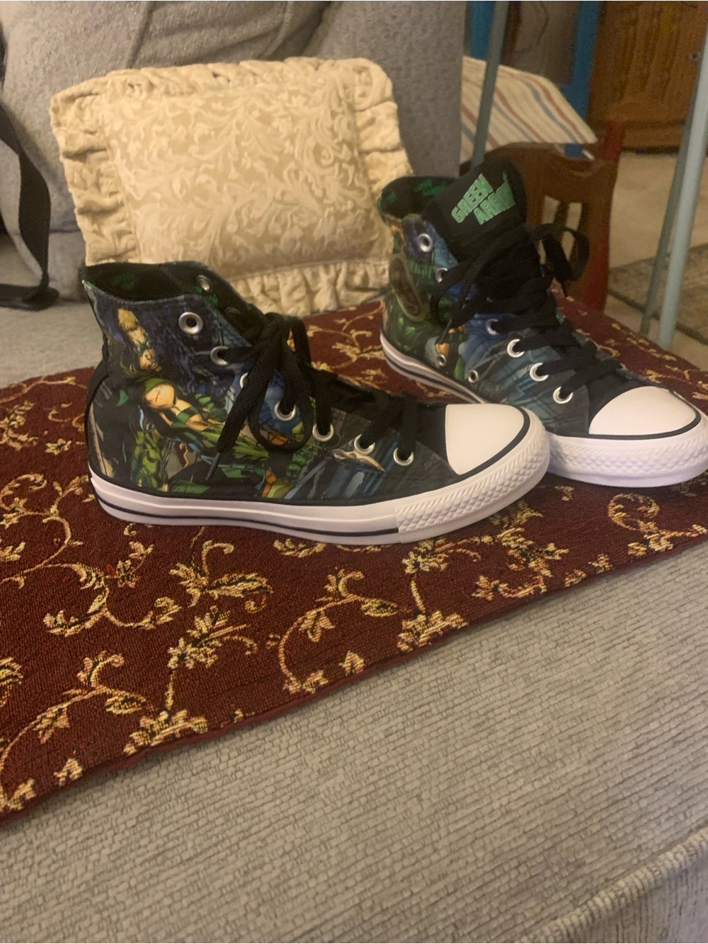 Converse all stars Green Arrow  DC comics  graphics  mens 5 women’s 7